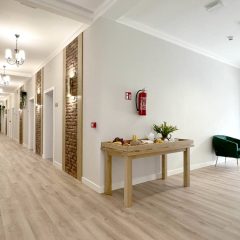 Ile kosztuje prywatny dom opieki na Podkarpaciu i co powinna obejmować miesięczna opłata?